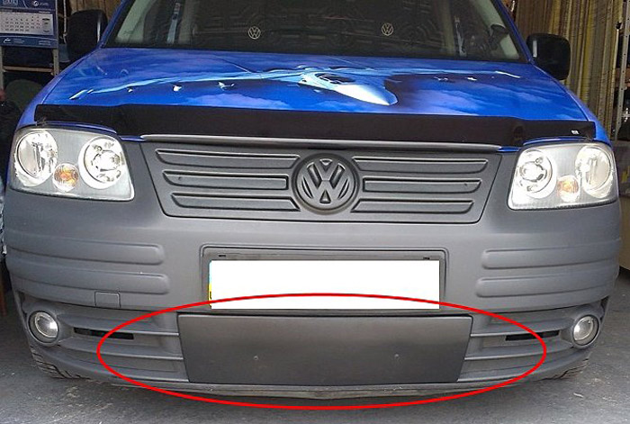 Зимняя накладка на решетку радиатора для Volkswagen Caddy '2004-2010 (бампер низ) матовая FLY