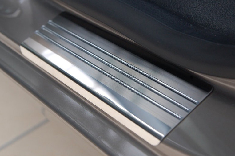 Накладки на пороги Citroen C1 '2005-2014 (3 двери, сталь+полиуретан) Alufrost