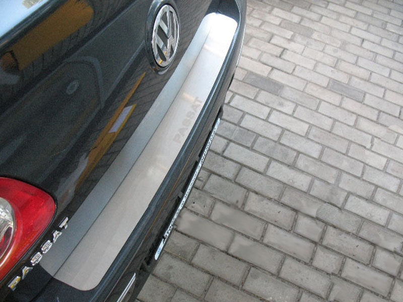 Накладка на бампер Volkswagen Passat (B6) '2005-2010 (прямая, седан, исполнение Premium) NataNiko