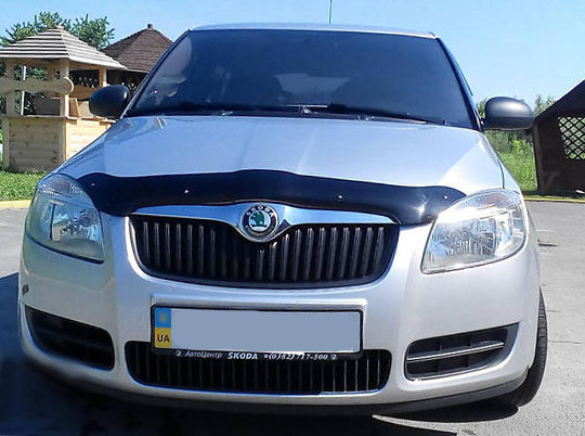 Дефлектор капота Skoda Fabia '2007-2010 (без логотипа) Sim