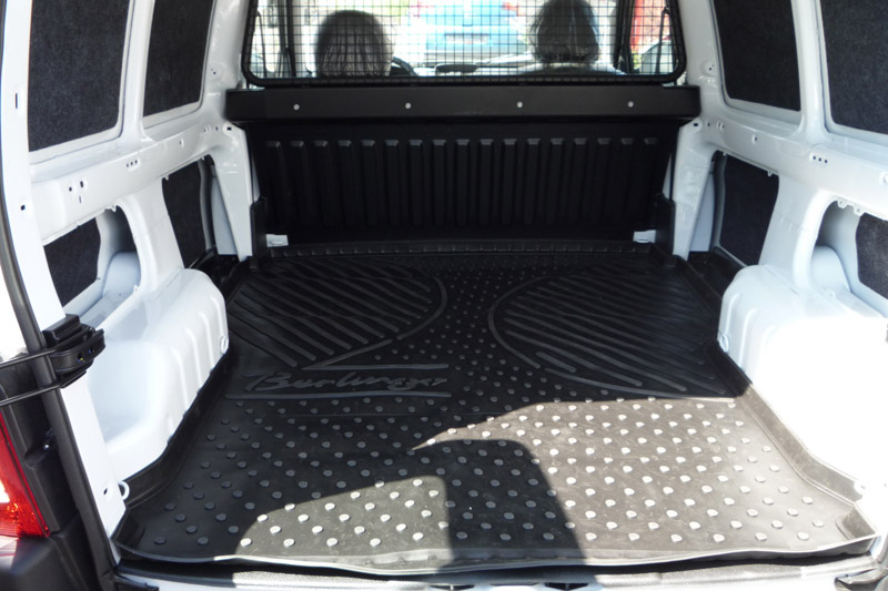 Коврик в багажник Peugeot Partner '1996-2012 (грузовой, длинная база) Novline-Autofamily (черный, полиуретановый)
