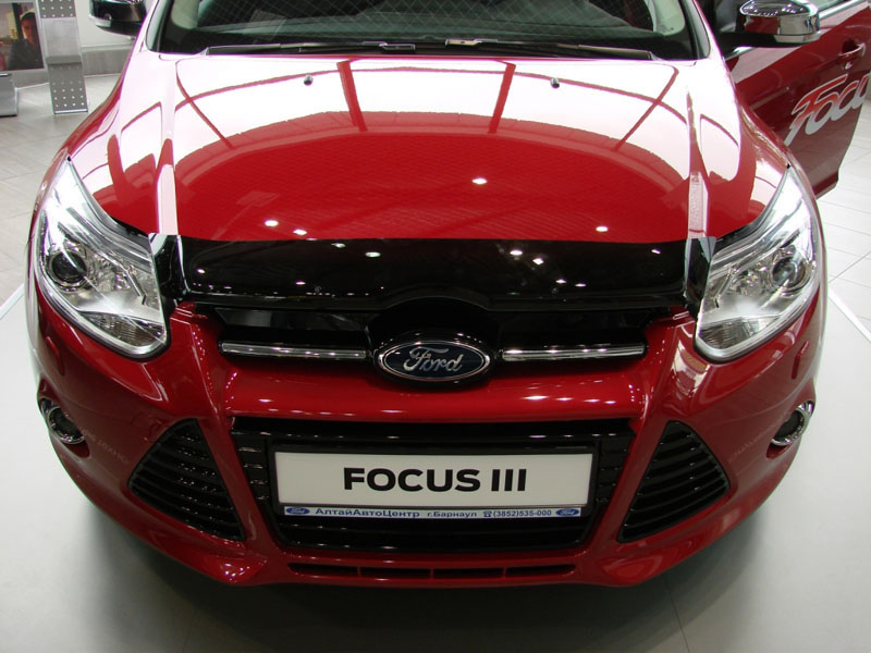 Дефлектор капота Ford Focus '2010-2014 (без логотипа) Sim