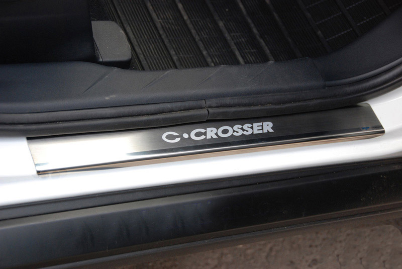 Накладки на пороги Citroen C-Crosser '2007-2012 (исполнение Premium) NataNiko