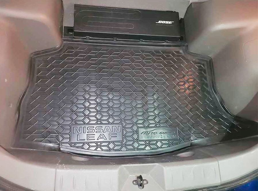 Коврик в багажник Nissan Leaf '2010-2018 (с усилителем звука) Avto-Gumm (черный, пластиковый)