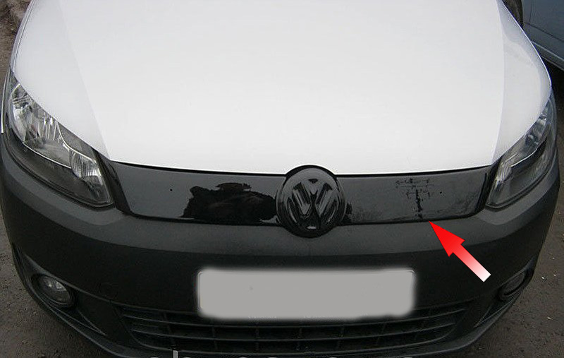 Зимняя накладка на решетку радиатора для Volkswagen Caddy '2010-2015 (верхняя решетка) глянцевая FLY