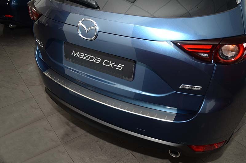 Накладка на бампер Mazda CX-5 '2017-> (с загибом, исполнение Double) NataNiko