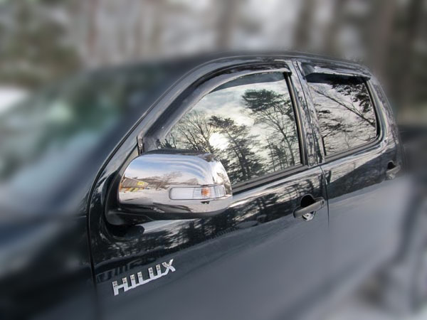 Дефлекторы окон Toyota Hilux '2005-2015 Sim
