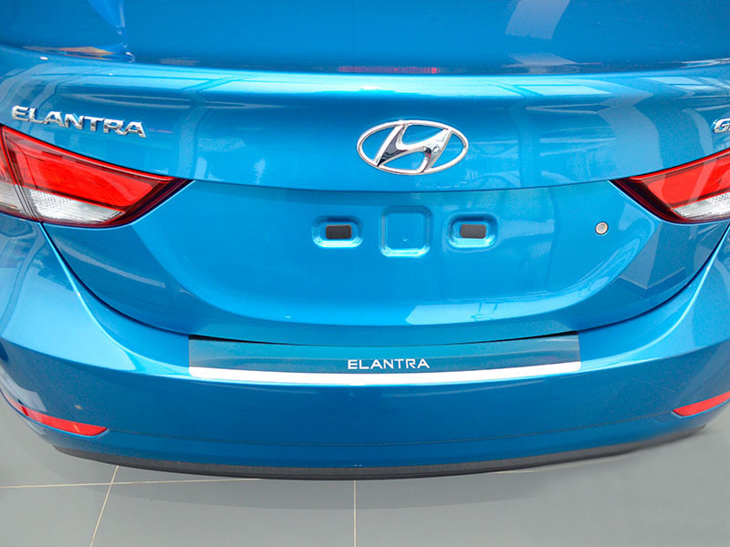 Накладка на бампер Hyundai Elantra '2010-2016 (с загибом, исполнение Premium) NataNiko