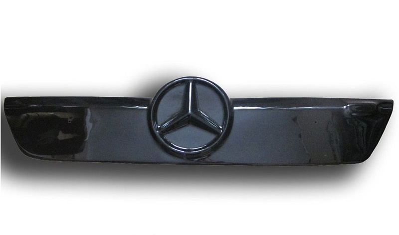 Зимняя накладка на решетку радиатора для Mercedes-Benz Sprinter (W901-W905) '2000-2002 (верхняя решетка) глянцевая FLY
