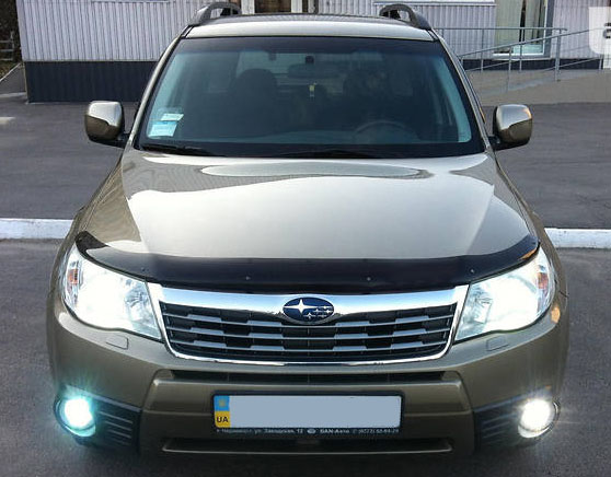 Дефлектор капота Subaru Forester '2008-2012 (без логотипа) Sim