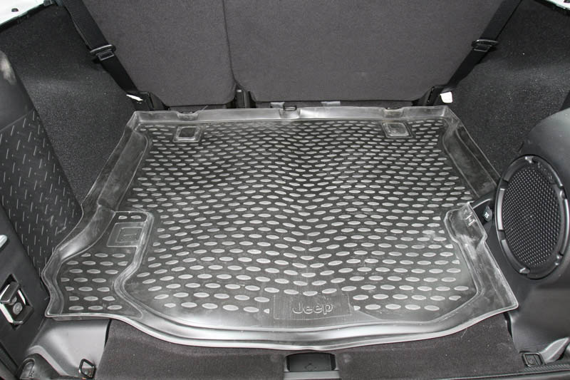 Коврик в багажник Jeep Wrangler '2006-2018 (4 двери) Novline-Autofamily (черный, полиуретановый)