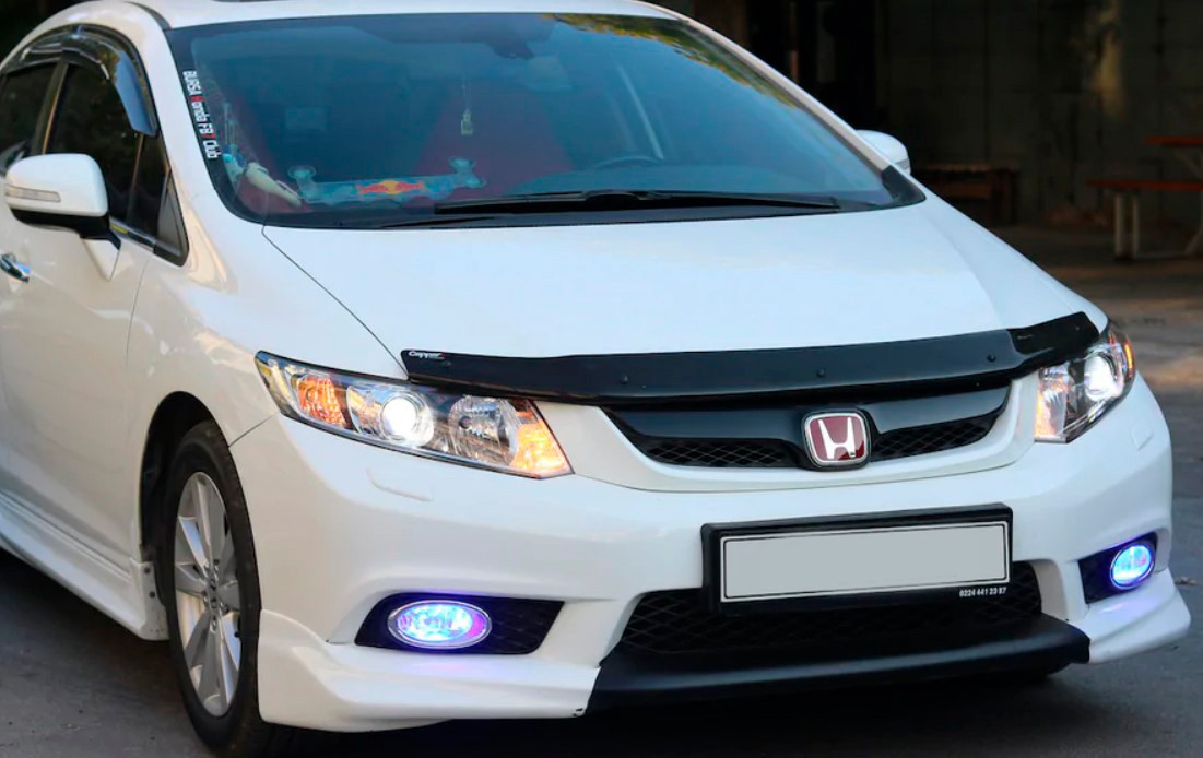 Дефлектор капота Honda Civic '2011-2017 (седан) EuroCap