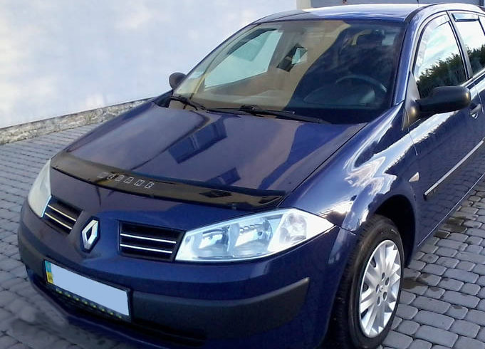 Дефлектор капота Renault Megane '2003-2009 (с логотипом) Vip Tuning
