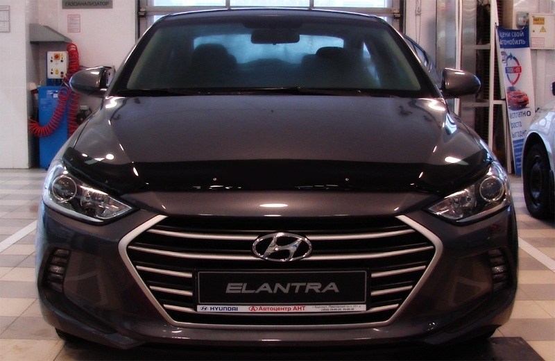 Дефлектор капота Hyundai Elantra '2016-2018 (без логотипа) Sim