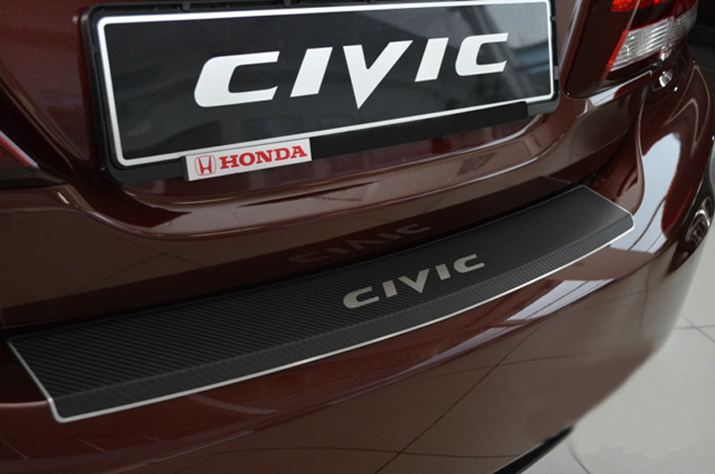Накладка на бампер Honda Civic '2013-2017 (с загибом, седан, исполнение Premium+карбоновая пленка) NataNiko