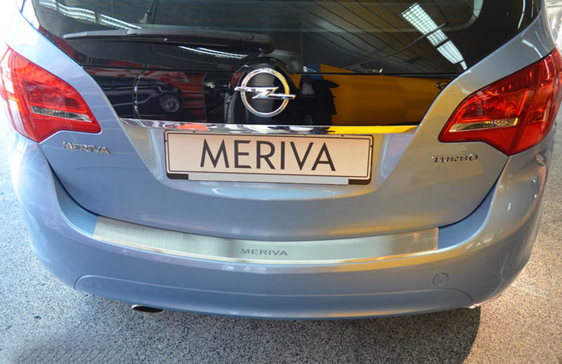Накладка на бампер Opel Meriva (B) '2010-> (с загибом, исполнение Premium) NataNiko