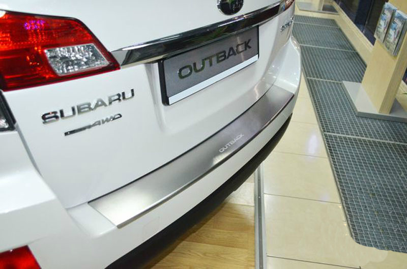 Накладка на бампер Subaru Outback '2009-2014 (с загибом, исполнение Premium) NataNiko