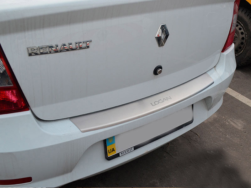 Накладка на бампер Renault Logan '2013-> (с загибом, седан, исполнение Premium) NataNiko