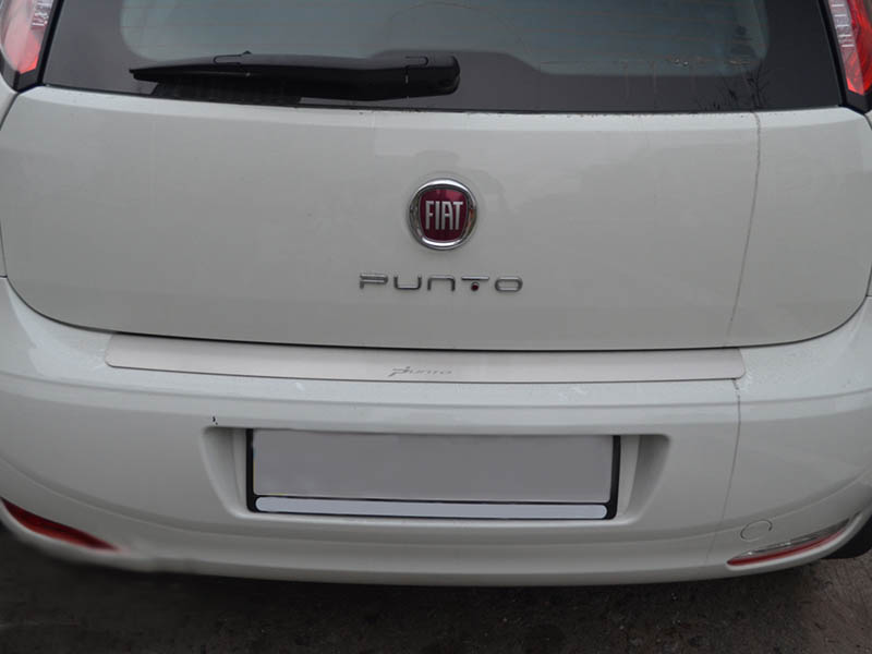 Накладка на бампер Fiat Grande Punto '2009-> (прямая, исполнение Premium) NataNiko
