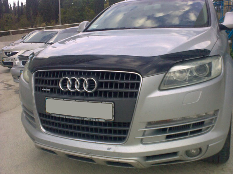 Дефлектор капота Audi Q7 '2005-2015 (без логотипа) Sim