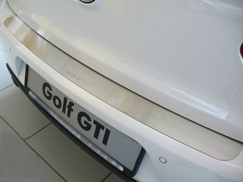 Накладка на бампер Volkswagen Golf 6 '2008-2013 (прямая, хетчбек, 3 двери, исполнение Premium) NataNiko