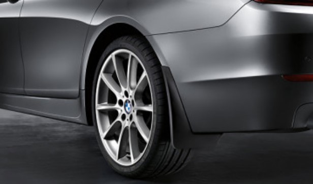 Брызговики BMW 5 Series (G30) '2017-> (задние, оригинальные, № 82162413633 ) BMW
