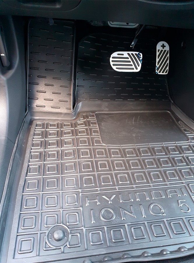 Коврик в салон Hyundai Ioniq 5 '2021-> (водительский) Avto-Gumm (черные)