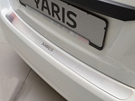 Накладка на бампер Toyota Yaris '2011-2020 (прямая, 5 дверей, исполнение Premium) NataNiko