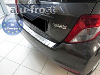 Накладка на бампер Toyota Yaris '2011-2014 (с загибом, 5 дверей, сталь) Alufrost