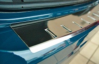 Накладка на бампер Volkswagen Golf 7 '2012-2020 (с загибом, универсал, сталь, Seria 4.0) Alufrost