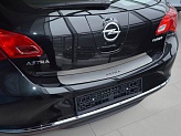 Накладка на бампер Opel Astra (J) '2009-> (прямая, хетчбек, исполнение Premium) NataNiko