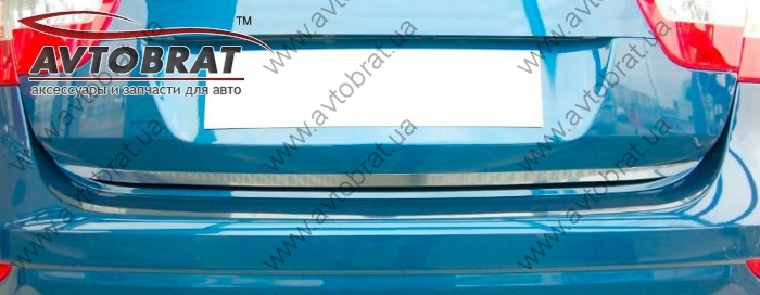 Накладка на нижнюю кромку багажника Volkswagen Passat CC '2008-> (зеркальная) Alufrost