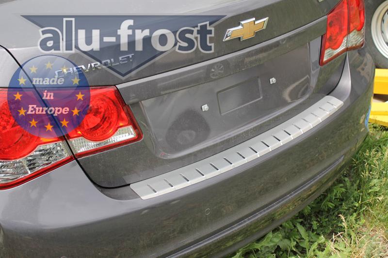 Накладка на бампер Chevrolet Cruze '2012-2016 (с загибом, седан, сталь) Alufrost