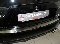 Накладка на бампер Mitsubishi Outlander '2006-2012 (прямая, исполнение Premium) NataNiko